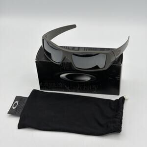 Oakley Gascan Sunglasses Polished Matte Onyx Black Iridium